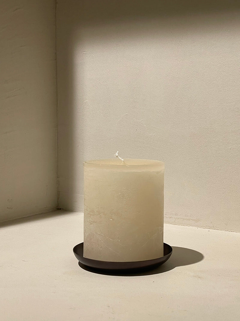 Candleplate Iron-black brass ⌀13,5