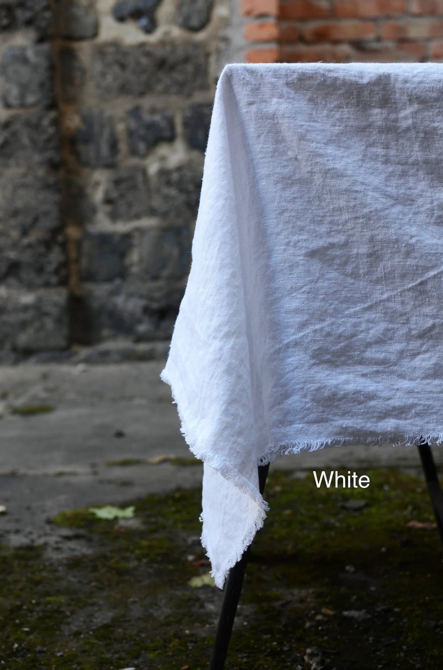 Tablecloth Chloe White 250x170