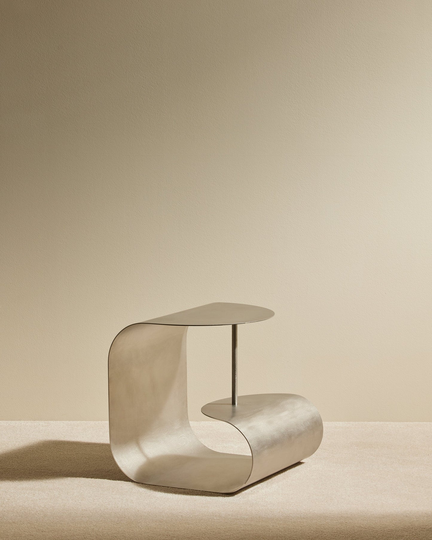 Gege Side Table