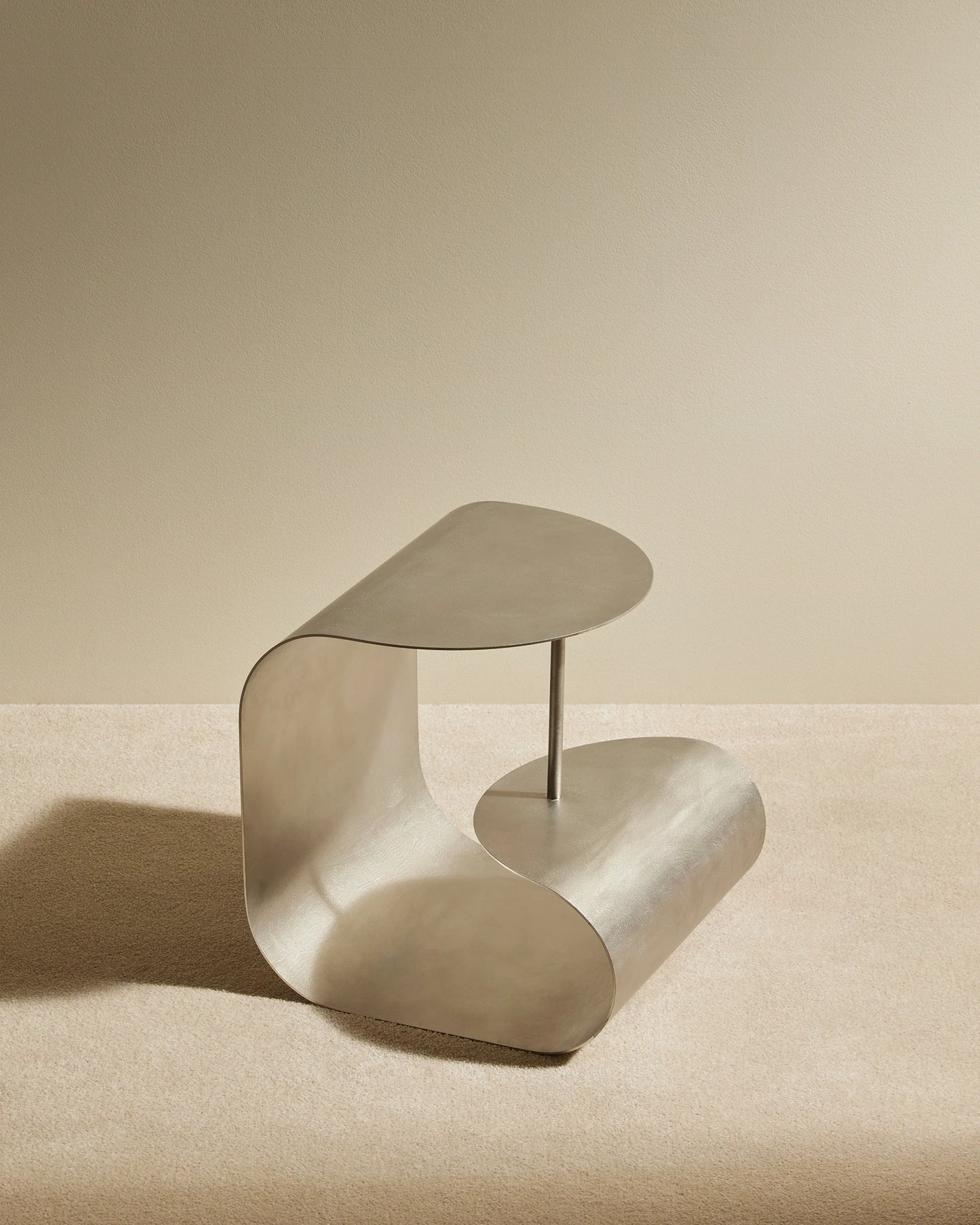 Gege Side Table