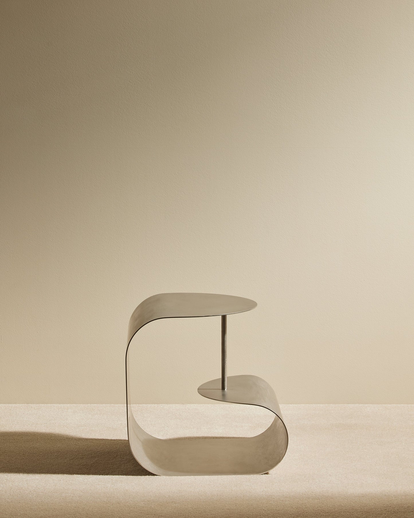Gege Side Table