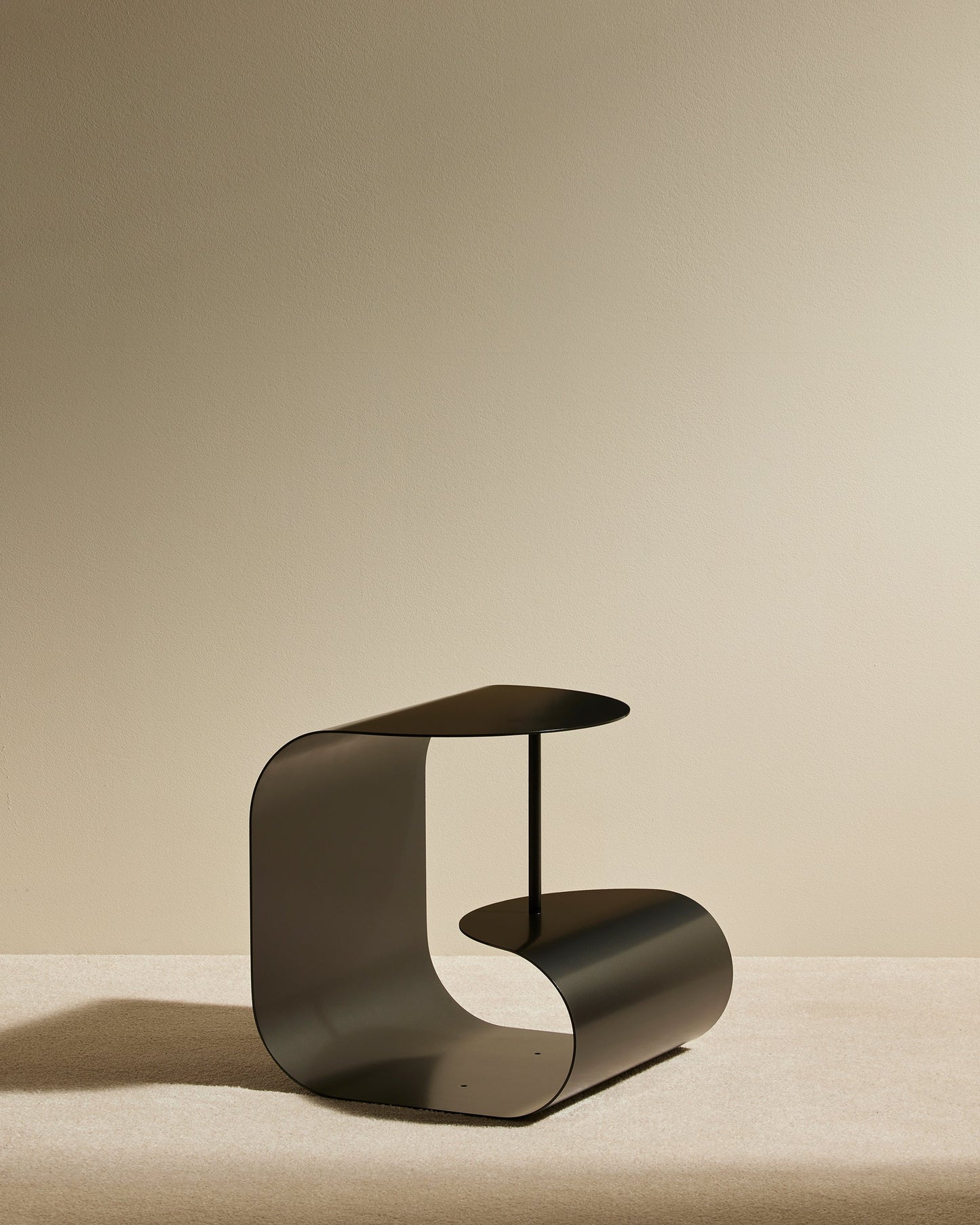 Gege Side Table