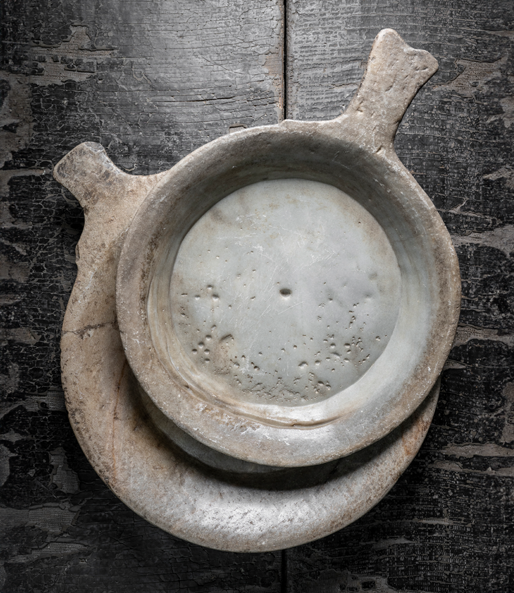 Stone plate with handle